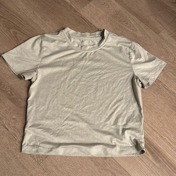 WeWoreWhat Short Sleeve Active Tee Heather Stone Med - Picture 3 of 6